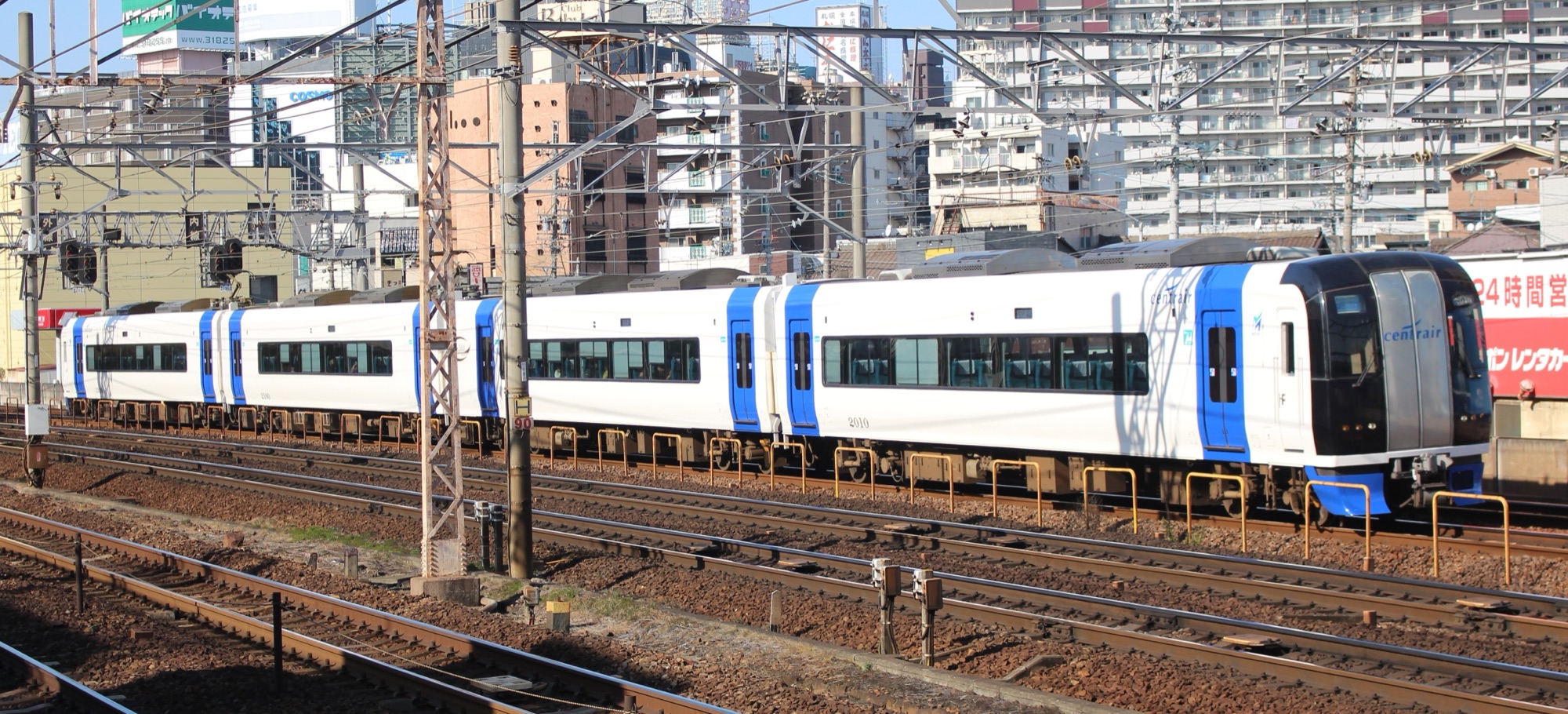 名鐵特急 ミュースカイ（μ-SKY）2000 系全車指定席電車外觀，連接中部機場與名古屋