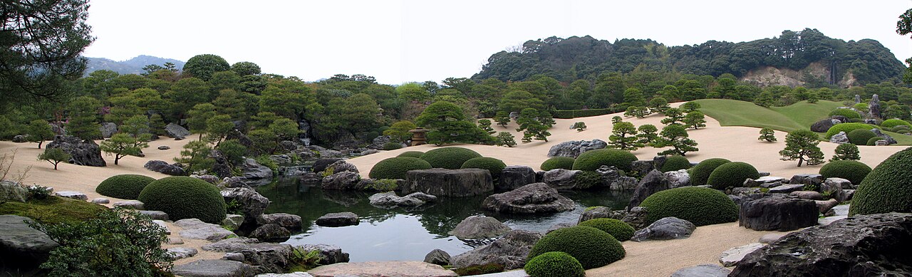 足立美術館 庭園 — 美國庭園專門誌連續 21 年排名第 1 的「世界第一日本庭園」