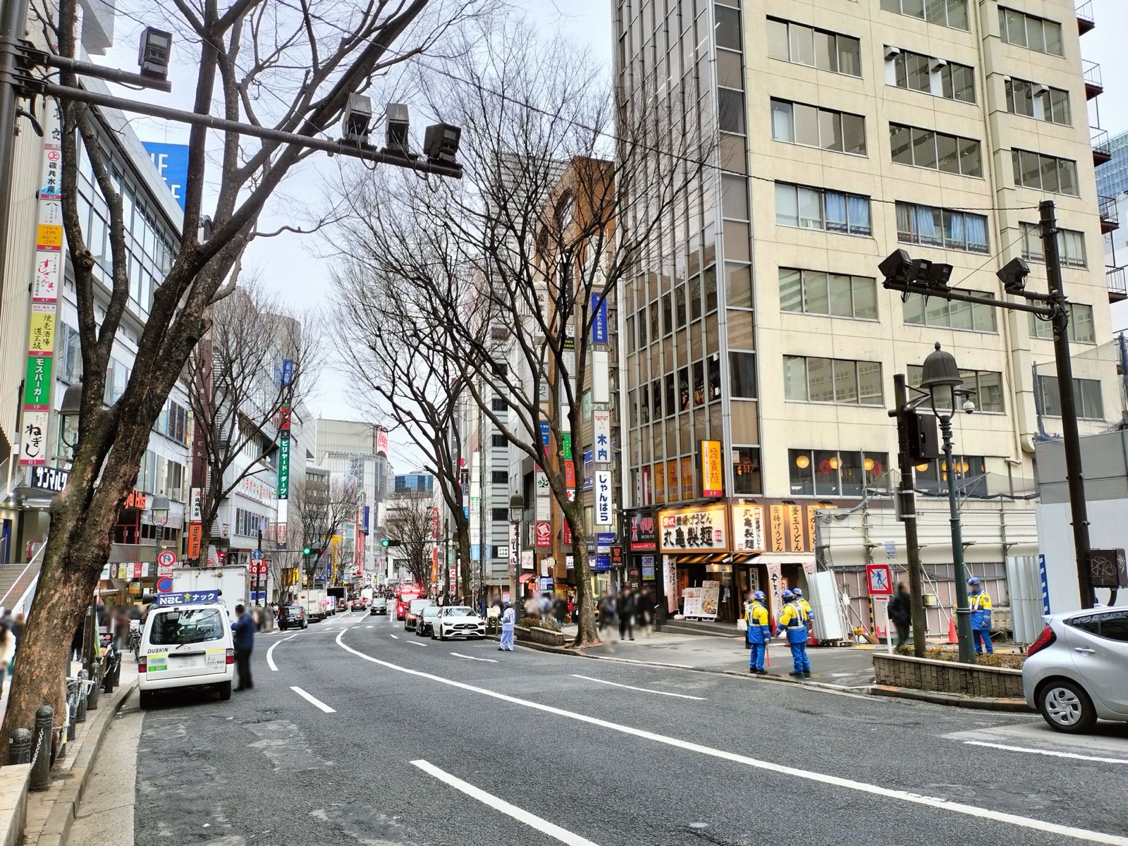 道玄坂 街景 — 通往澀谷站方向的坡道商店街