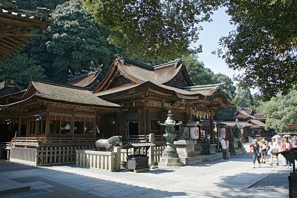 金刀比羅宮境內的三穂津姫社，こんぴらさんの山道境内