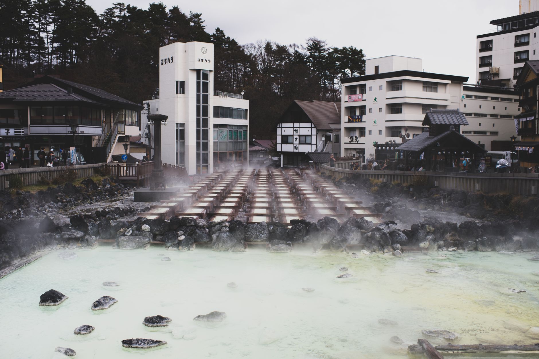 鹿兒島仙巖園傳統日式建築與庭園，薩摩藩島津家的大名別邸