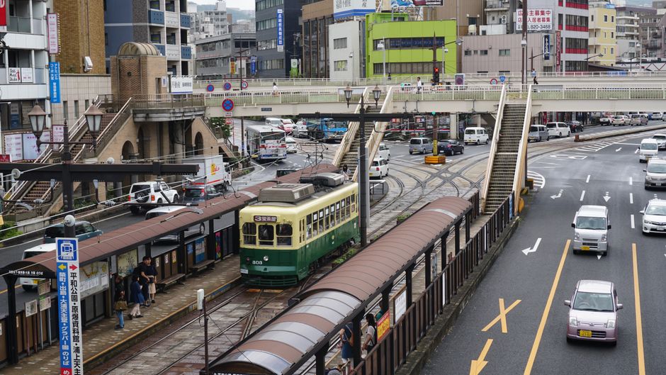 長崎市區路面電車（路面電車）街道 — 前往出島・哥拉巴園的主要交通工具