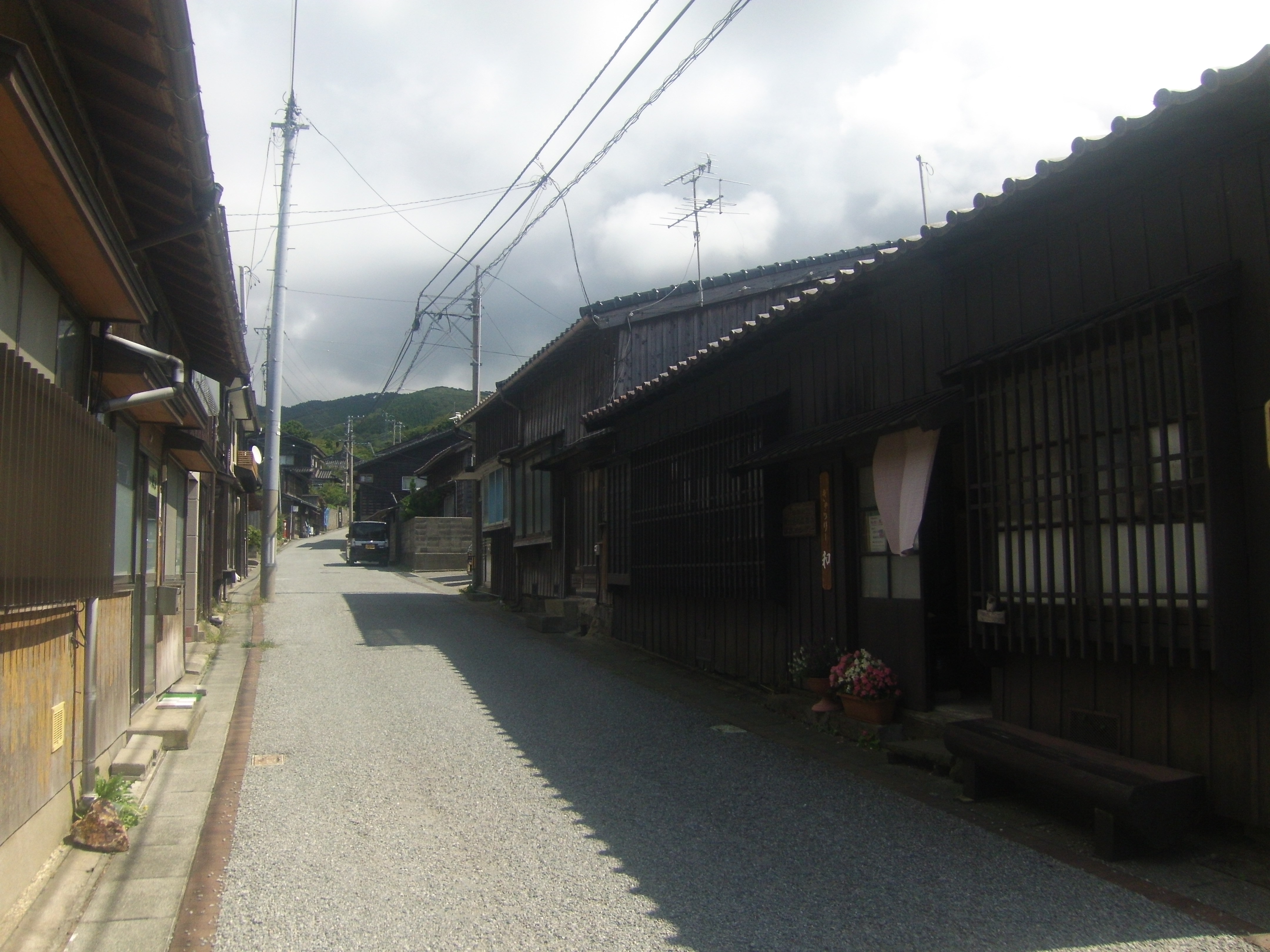 相川京町通老街 — 連接佐渡奉行所與金山的礦山町街道，重要文化景觀