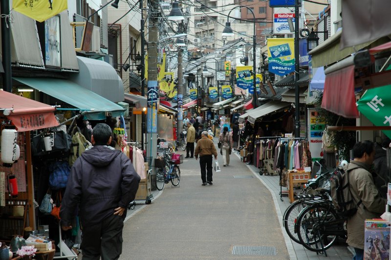 谷中銀座（やなかぎんざ）商店街 — 約 60 家小店、下町情緒第一的懷舊老街